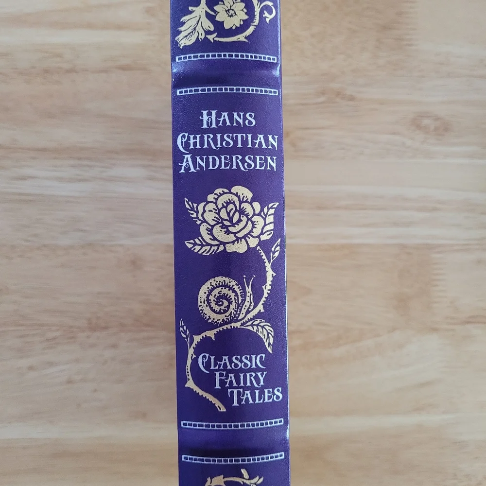 HANS CHRISTIAN ANDERSEN'S Classic Fairy Tales - Illustrated Collectible